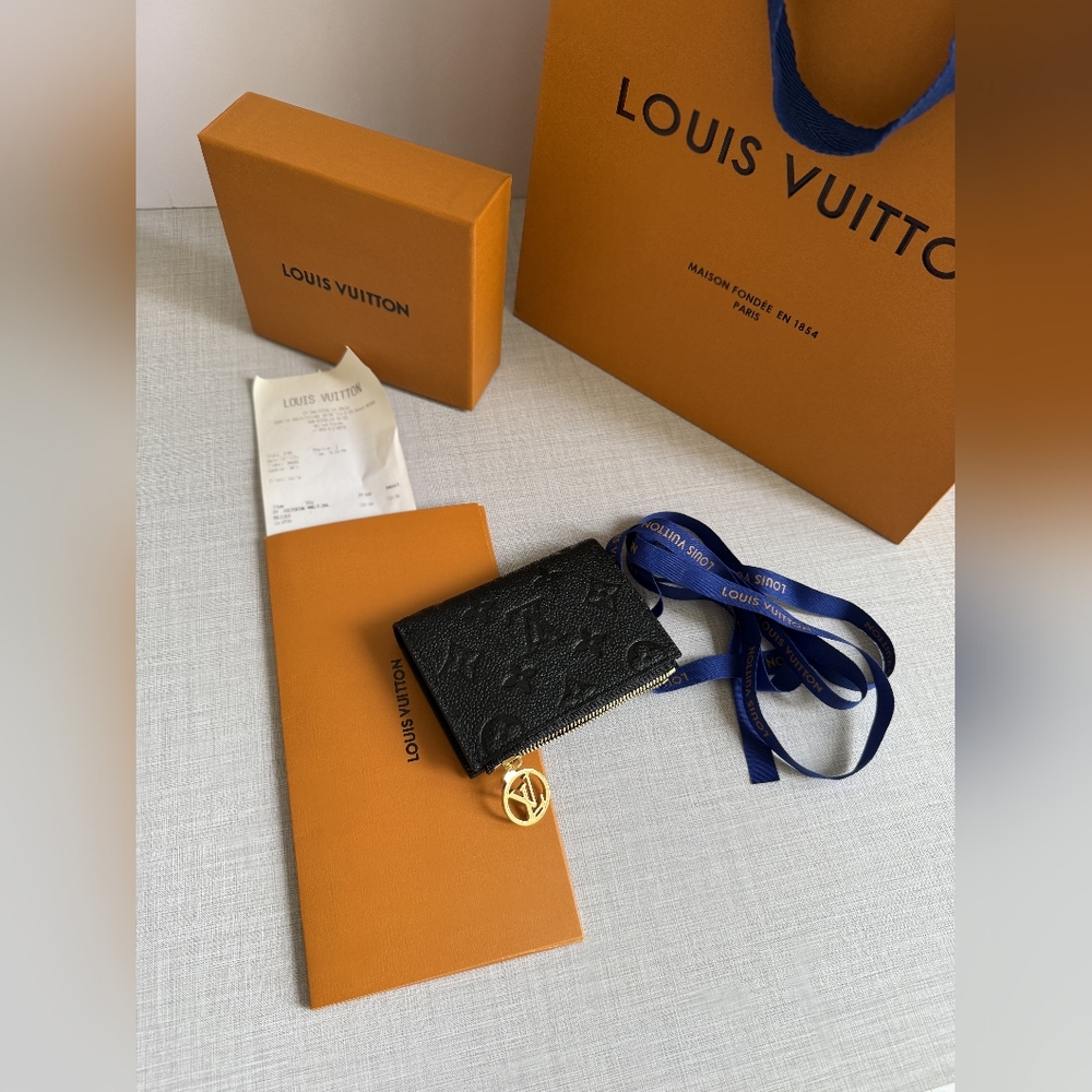 Louis Vuitton Lisa Wallet